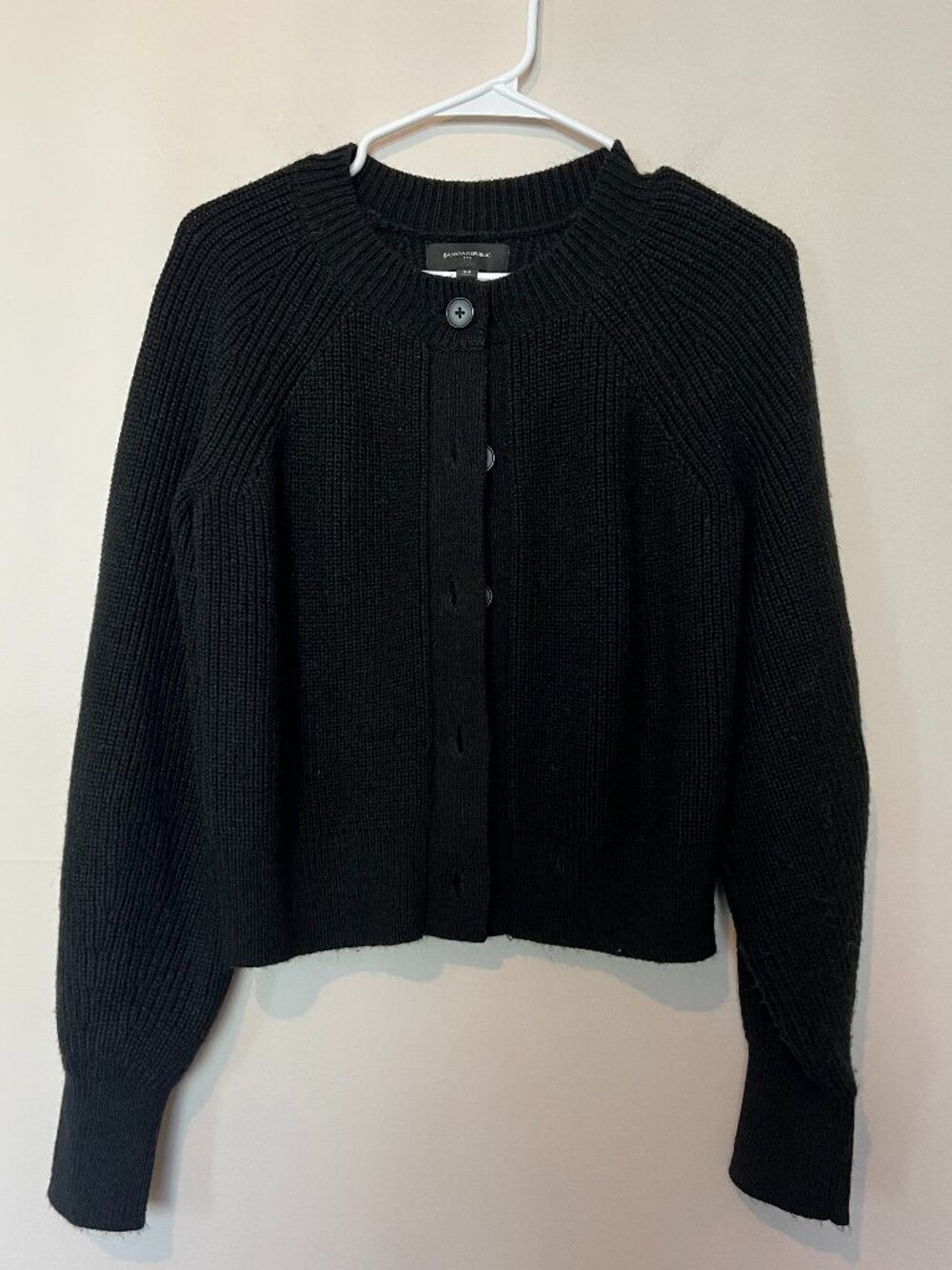 Banana Republic Black Chunky Balloon-Sleeve Cardigan